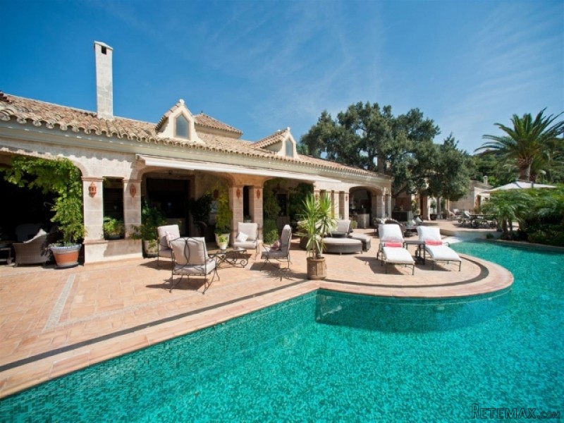 5 Bedroom Villa For Sale In La Zagaleta - 2