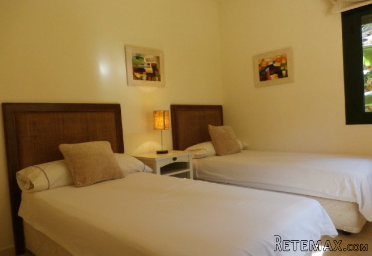 el Campanario 3 bedroom Apartment for sale: Sunny three.. - 3