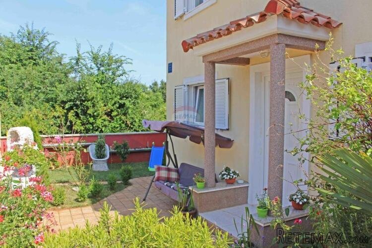 Istra, kuća sa dva stana u Šišanu - 3