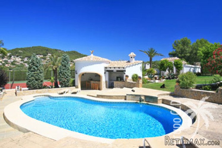 Luxury Villa with tennis court for sale in Javea located on.. - 3