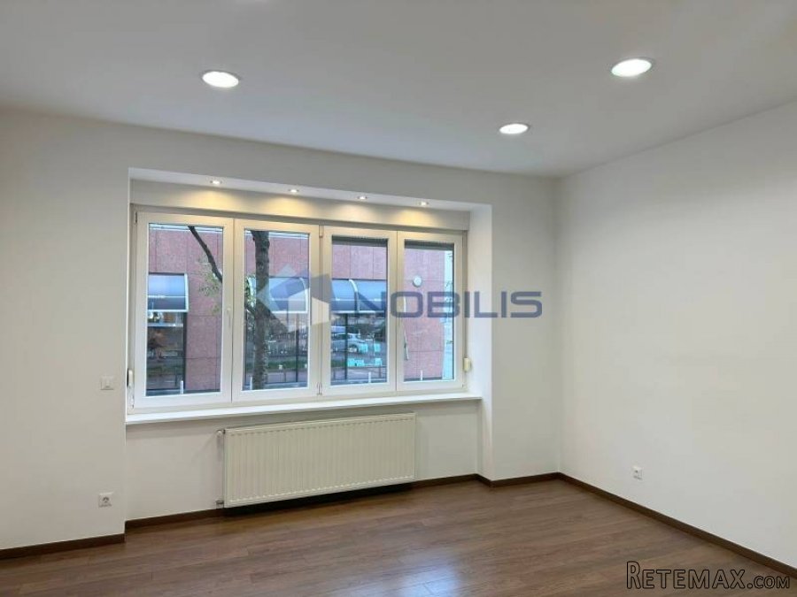 Zagreb - Centar, Posl. prostor 125 m2 - 3