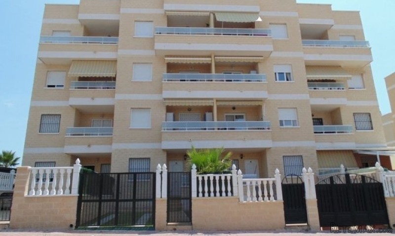 Resale · Apartment · Spain · Costa Bl..
