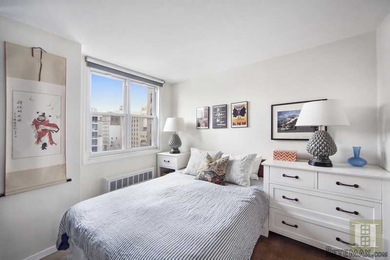 1 bedroom Apartment For Sale: 77.. - 2