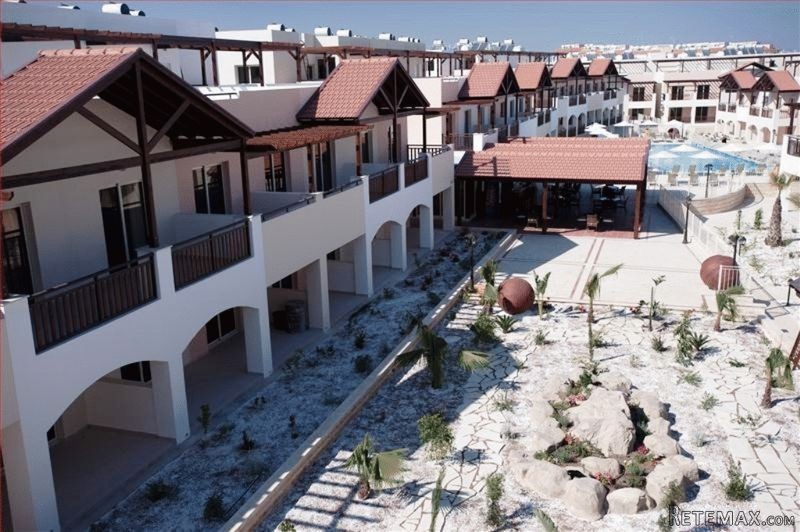 3 Bedrooms - Apartment - Larnaca - For..