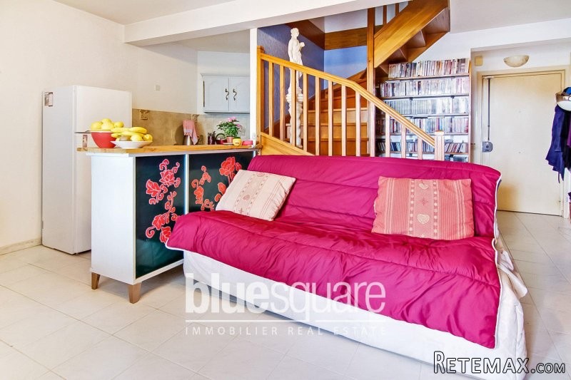 Nice split-level 1-bedroom apartment.. - 2