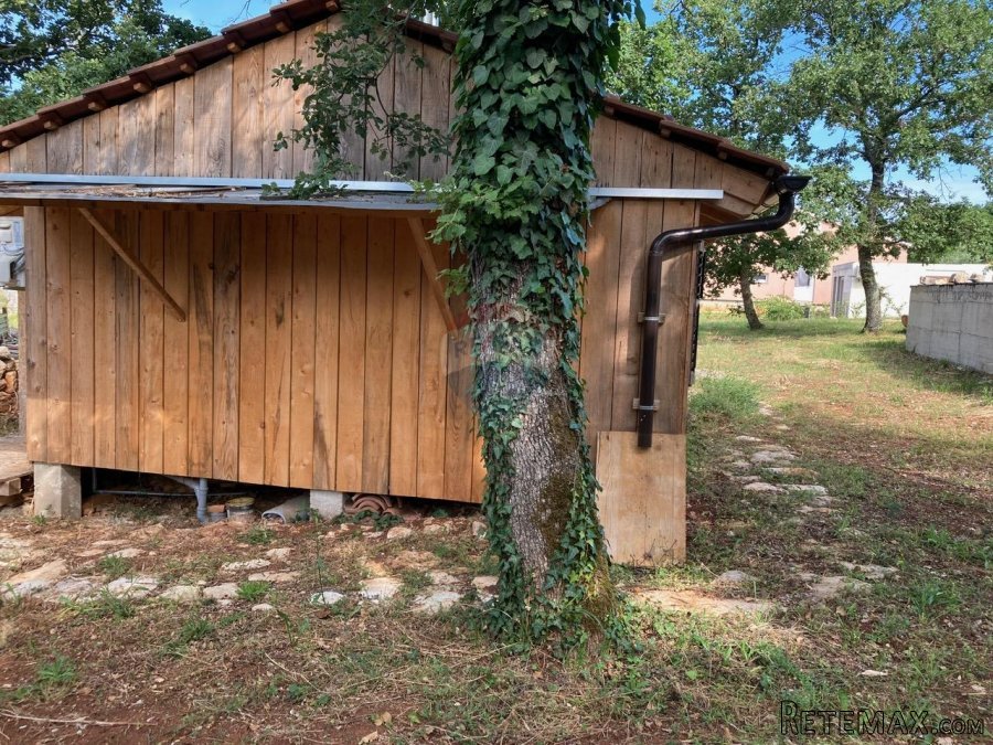Višnjan, građevinsko zemljište sa započetom gradnjom - 8
