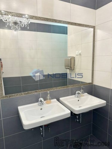 Zagreb - Centar, Posl. prostor 125 m2 - 10