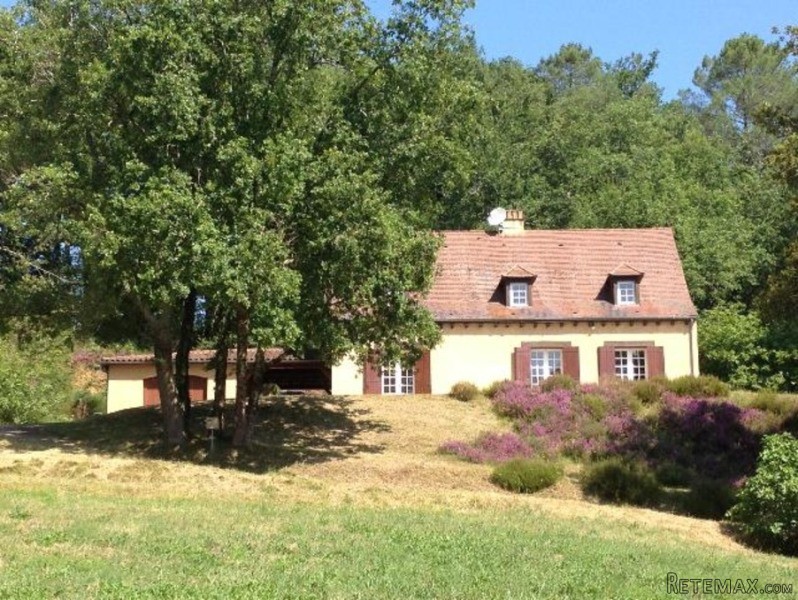 County Cottage Set On 4.5 Hectares Of..