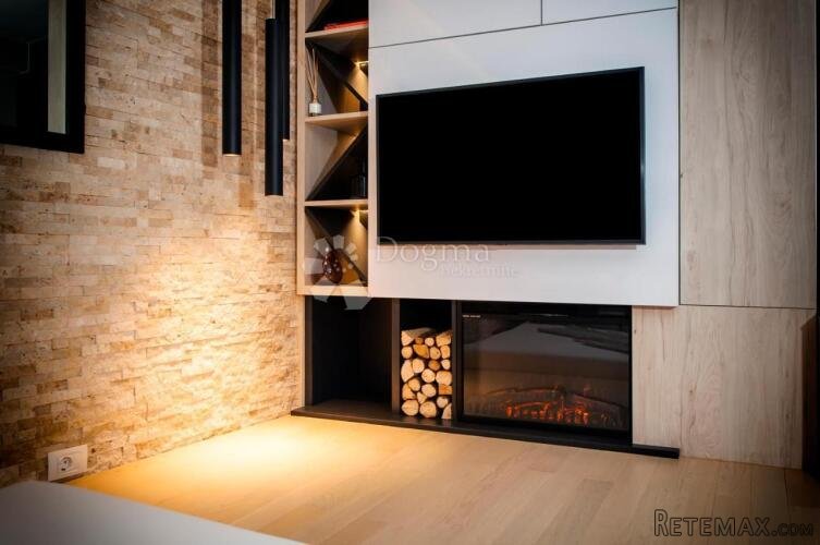 ROVINJ – INVESTICIJSKA PRILIKA: DVA APARTMANA - 3