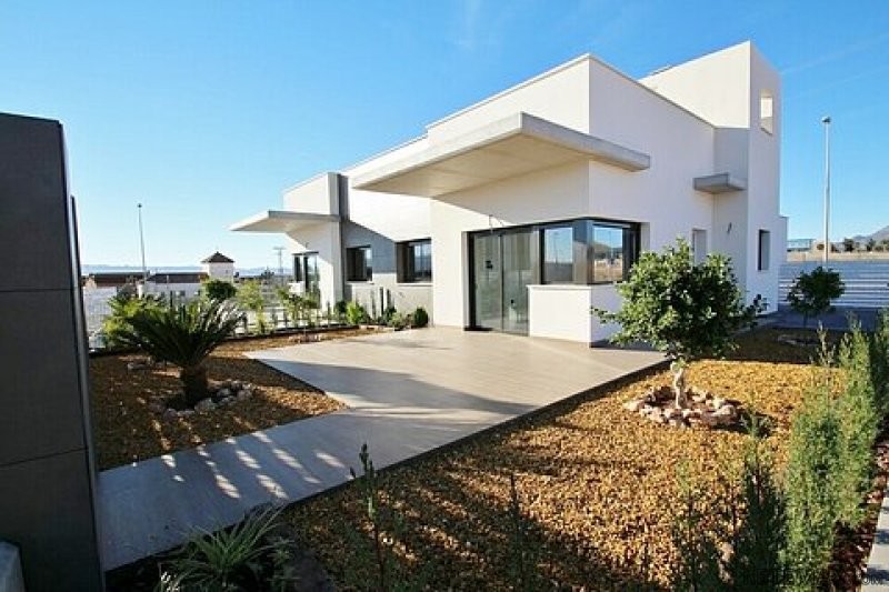 * 3 Bed Semi Detached Villas for..
