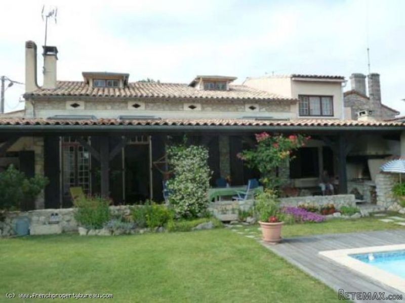 Lovely restored stone house with pool..