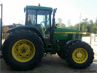 Traktor John Deere 7810