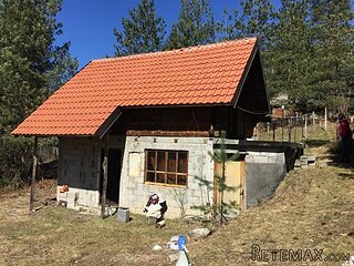 Prodajem vikendicu na Jelovoj Gori-Uzice