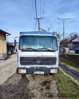 Mercedes 1213 sa atestiranom rampom