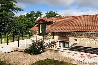 Marval (Haute Vienne) - Stunning barn conversion set in a..