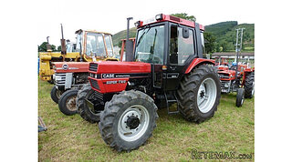 Traktor Case 885 xl