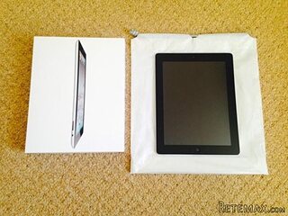iPad2 64Gb with used case for sale