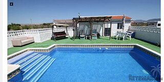 Country finca on a plot of 24,000 m². Equipped with a large..