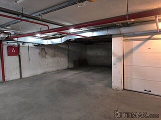 Garazno mesto 13m2 kod Ada Malla