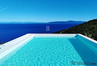 OPATIJA - OKOLICA, vila s prekrasnim pogledom na more!