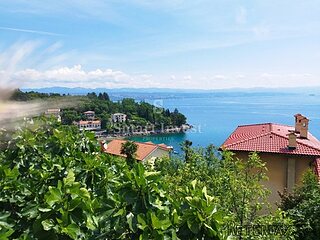 IKA, prekrasan stan 1S+DB s terasom i pogledom na more