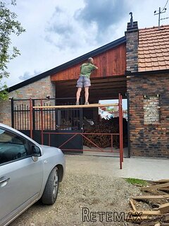 Rasprodaja skela I podupirača - potrebni saradnici za dalju 